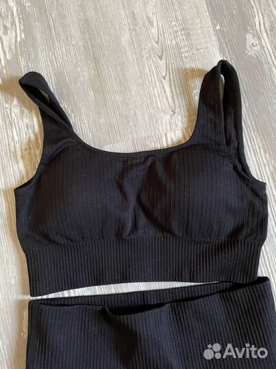 Спортивный костюм новый