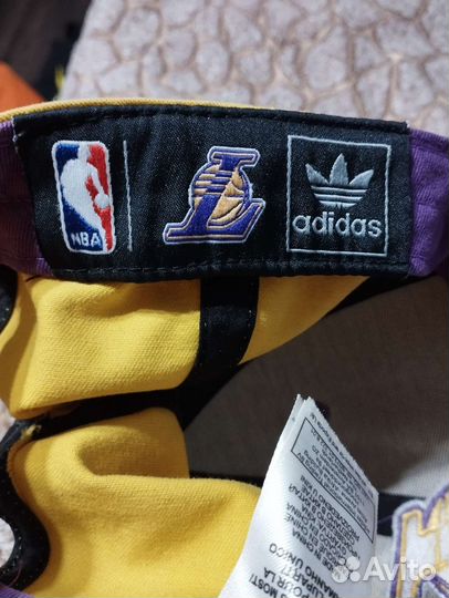 Кепка снепбек lakers adidas NBA