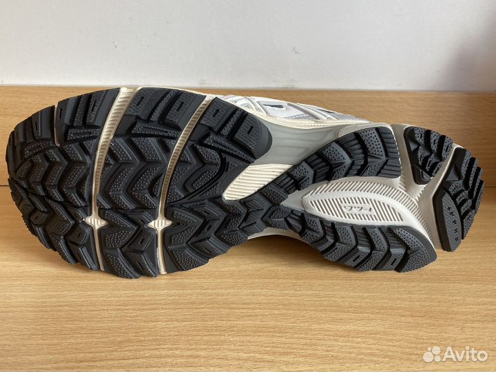 Кроссовки asics gel kahana 8, retro grey