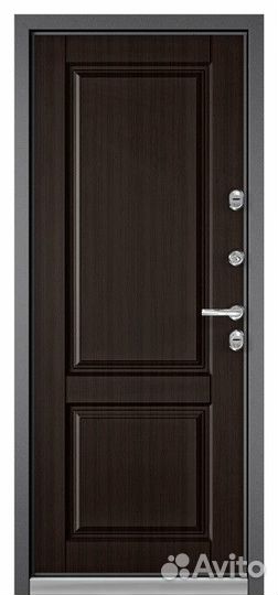 Дверь входная в дом