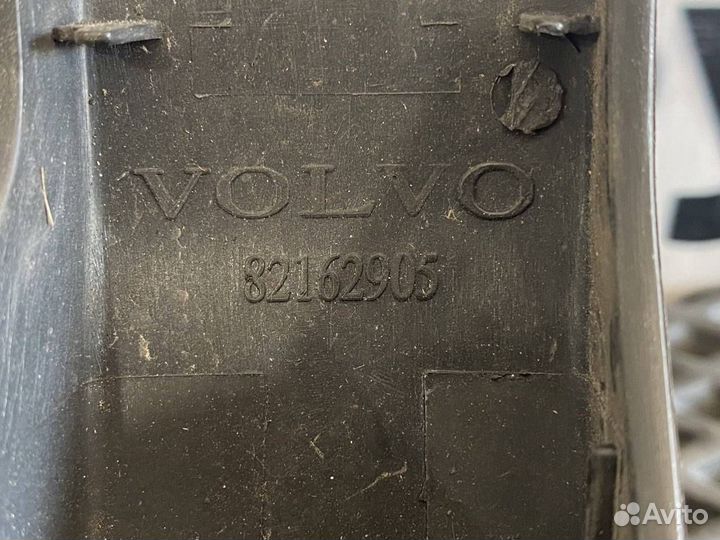 Ручка открывания капота Volvo FH4 82109215