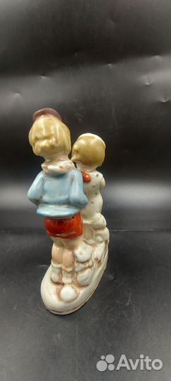 Антикварная статуэтка дети на прогулке Германия