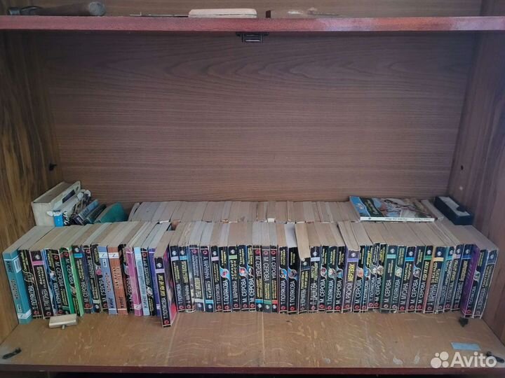 Книга Детективы 40 шт