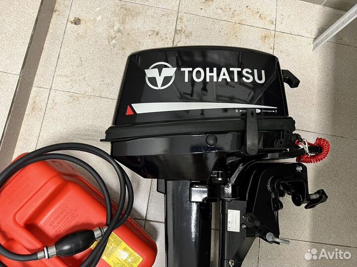 Лодка с мотором Tohatsu 9.8 2T