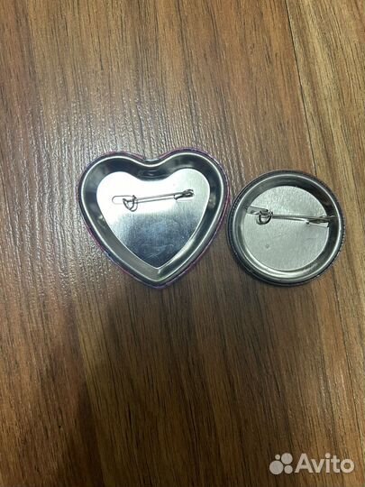 Аниме значки