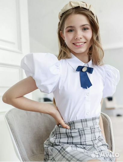 Новая нарядная школьная блузка для девочки 134-146