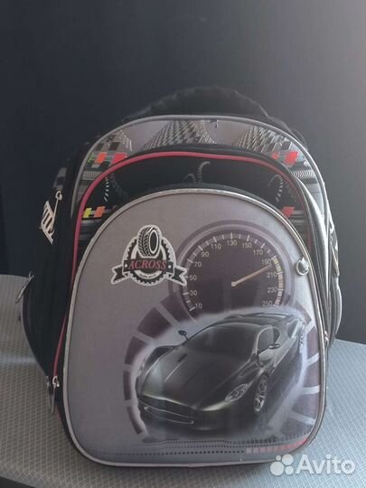 Школьный рюкзак