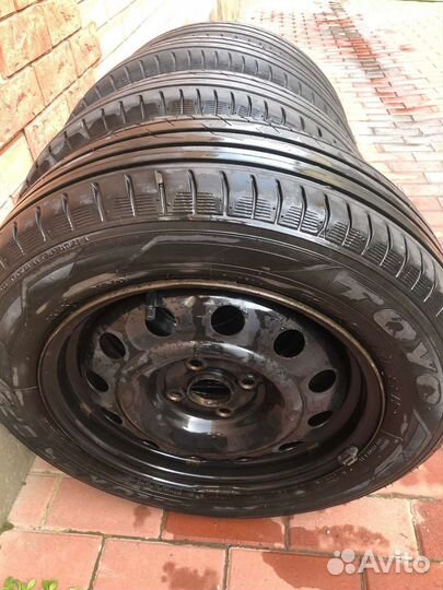 Toyo proxes 4-шт с дисками и колпаками, 185/65R15