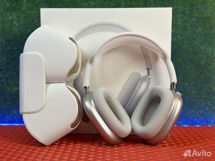 AirPods Max Elite white