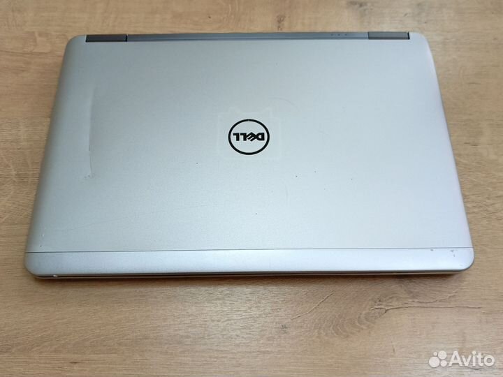 Dell latitude e7240, i7-4gen, SSD 256, 8 озу