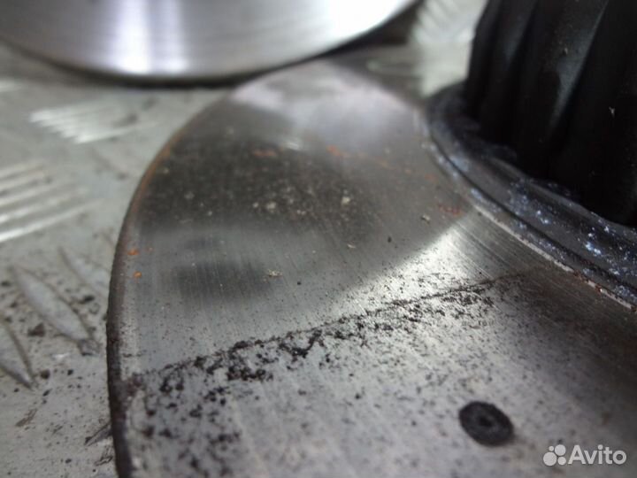 Диск тормозной задний Мерседес 205 253 213