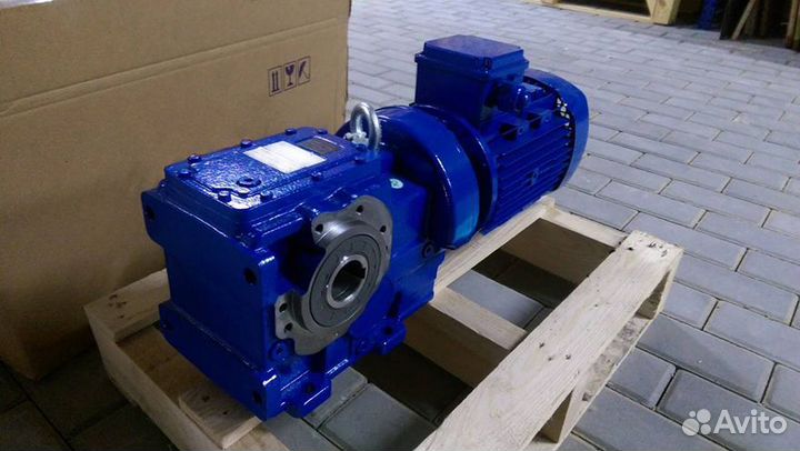 Мотор-редуктор/Редуктор/Электродвигатель