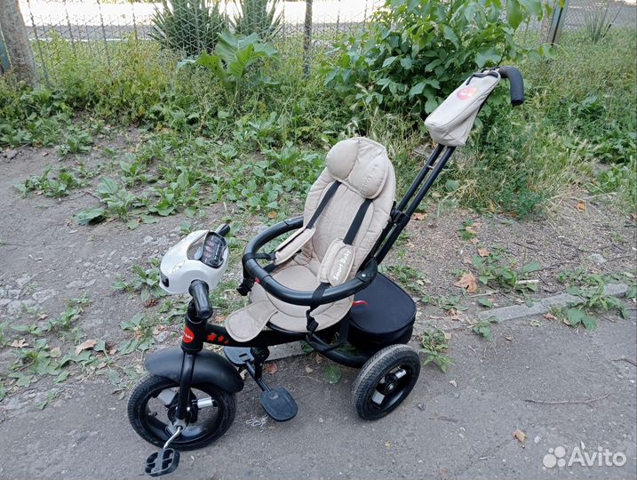 Трехколесный велосипед