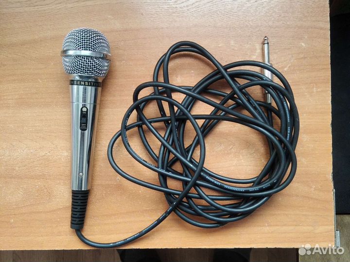 Микрофон проводной