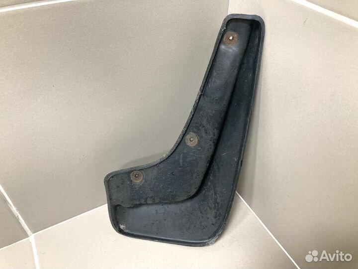 Брызговик передний левый Ssang Yong Actyon NEW