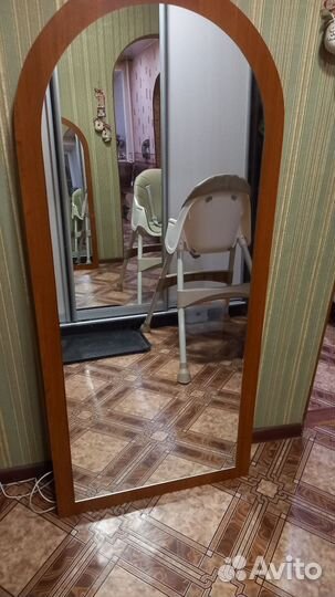 Зеркало настенное