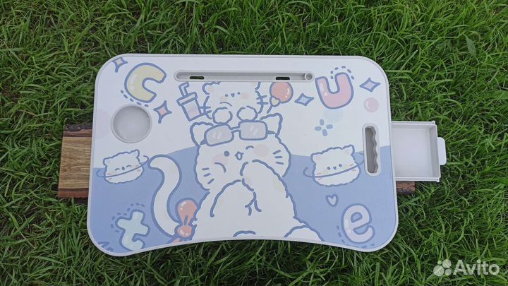 Столик для ноутбука