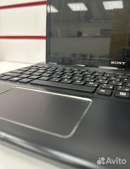 Ноутбук Sony Vaio SVE151J11V