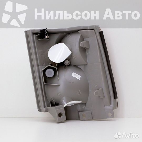 Габарит hino300/toyota XZU, 2002-2004 г, левый, de