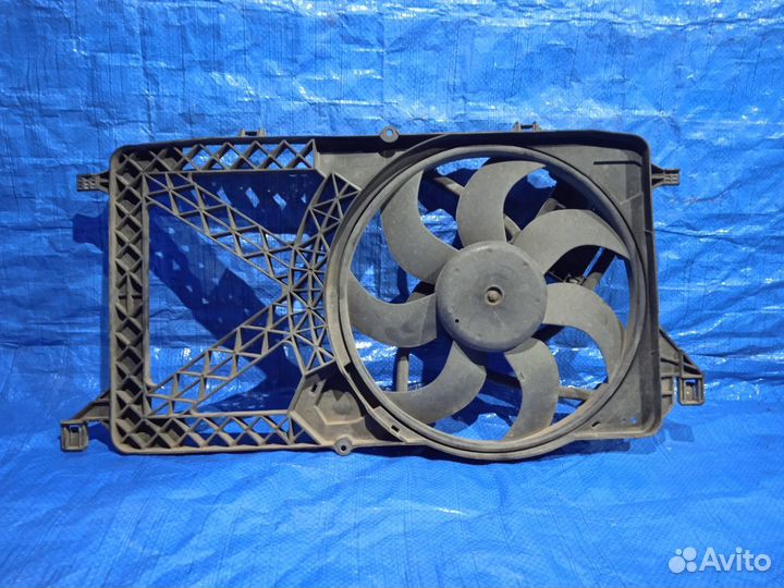 Б/У Б/У Вентилятор радиатора в сборе Ford Trans