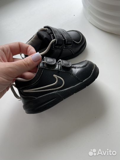 Кроссовки nike 22 размер