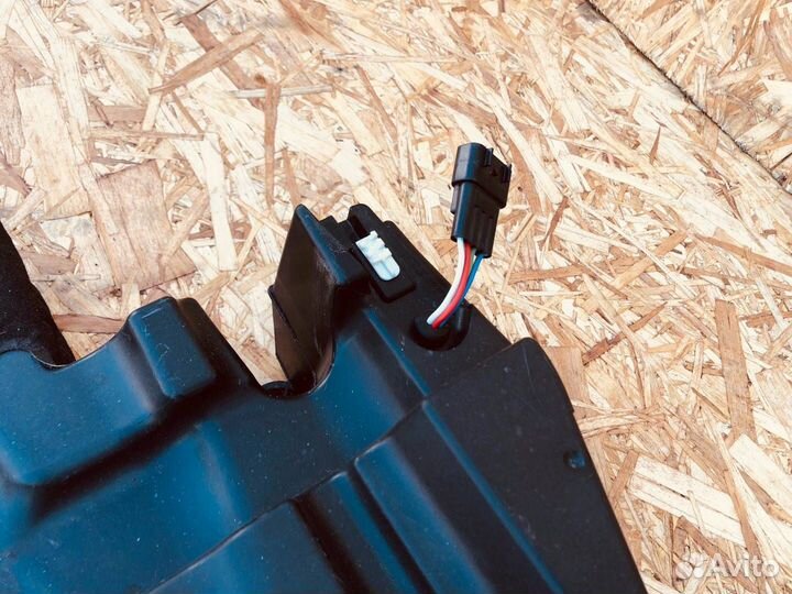 Сабвуфер Land Rover Range Rover 4 L405 2012