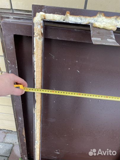 Дверь уличная бу