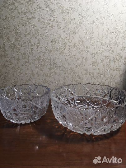 Хрустальная ваза