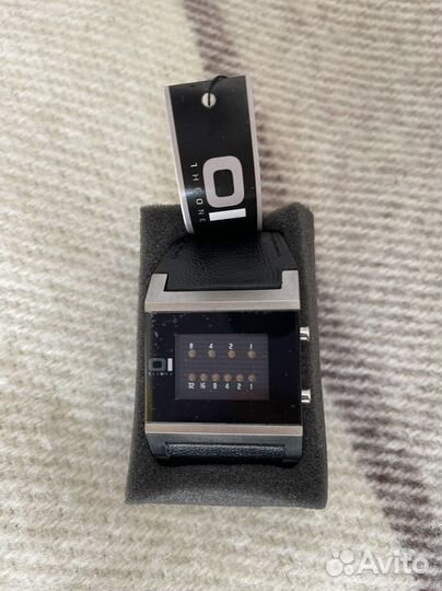 Часы TheOne KT02B1