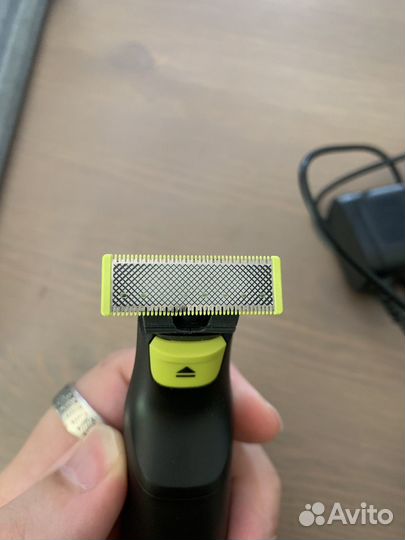 Philips one blade