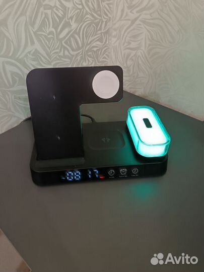 Беспроводная зарядная станция 5в1