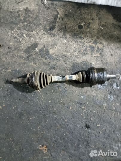 Привод передний левый volvo 850