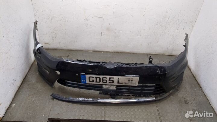 Бампер передний Volkswagen Golf 7, 2015