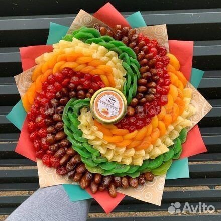 Букет из сухофруктов