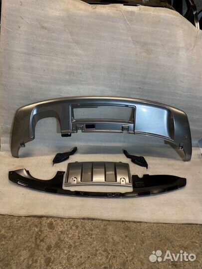 Накладка заднего бампера комплект Tiguan