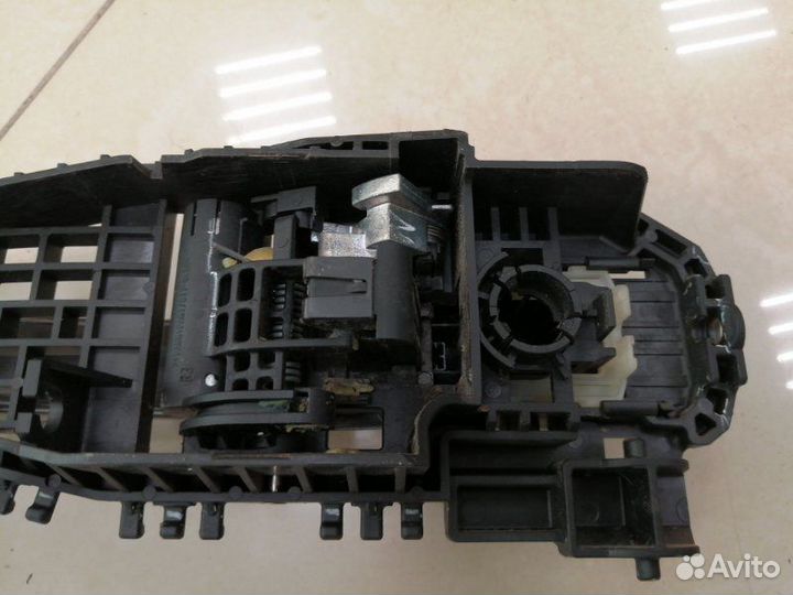 Ручка двери внешняя передняя правая Jeep Cherokee