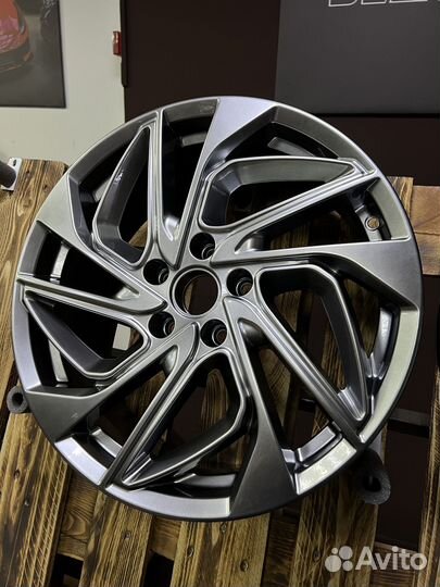 K&K 7x18/5x114,3 ET35 D60,1 кс883 Дарк платинум