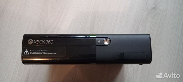 Консоль xbox 360 E