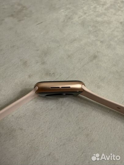 Часы apple watch se 44 mm