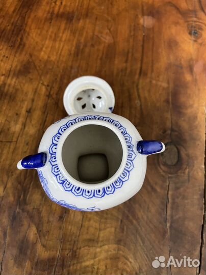 Старинная курильница с драконами