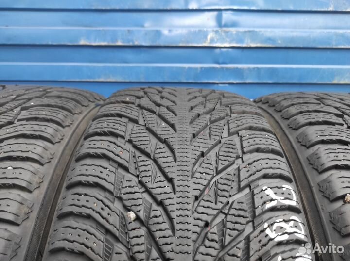 Nokian Tyres Hakkapeliitta R3 SUV 285/60 R18 116R