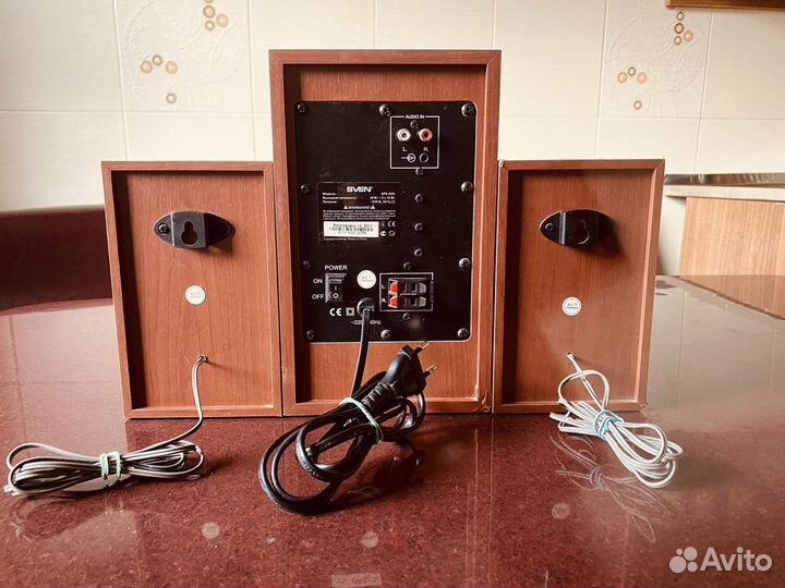 Колонки Sven sps 820