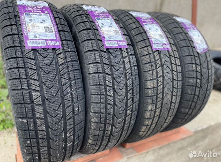 Tourador Winter Pro Max 235/65 R17 104H