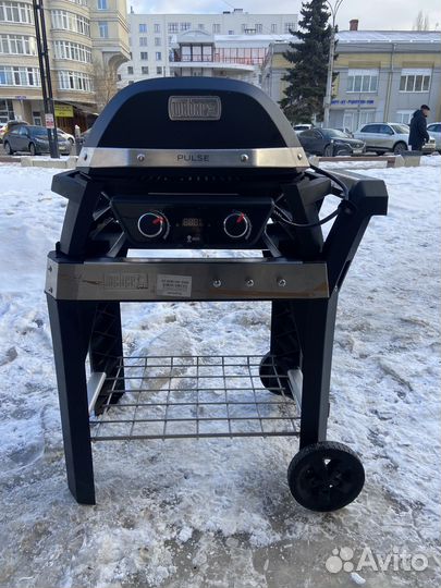 Электрический гриль Weber Puls 2000