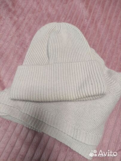 Женский шарф и шапка