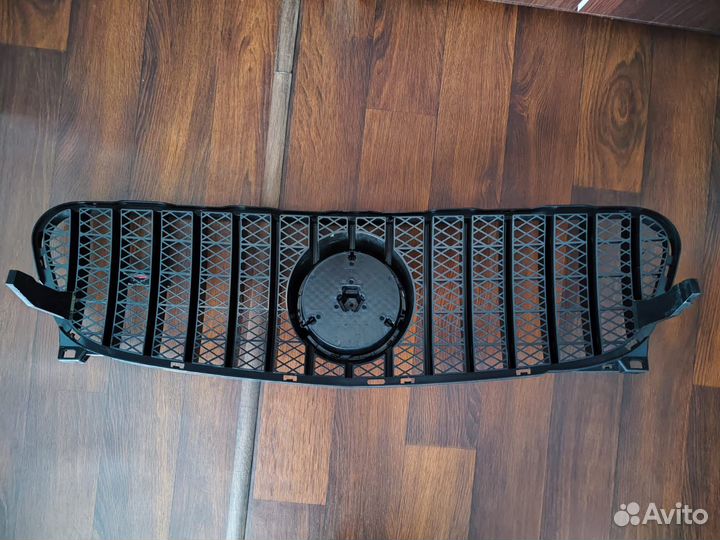 Решётка радиатора Mercedes GLA