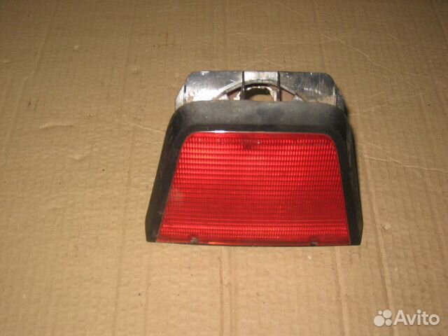 Дополнительный стоп сигнал Renault Logan