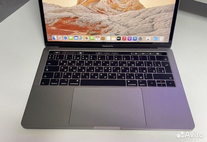 RUS MacBook Pro 13 2017 core i7 16GB 256 GB