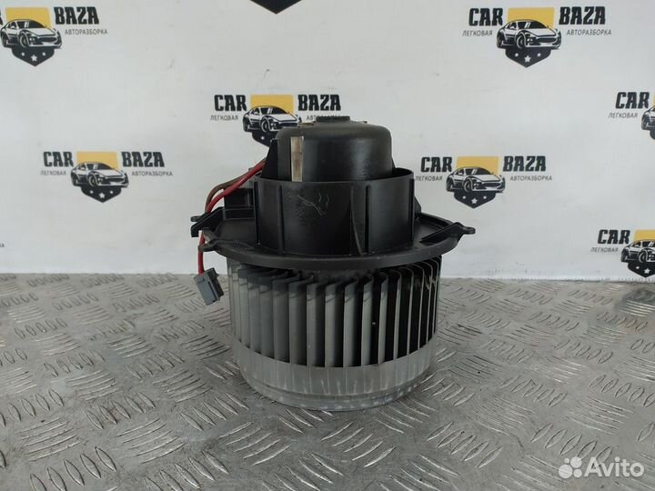 Вентилятор отопителя Volvo XC90