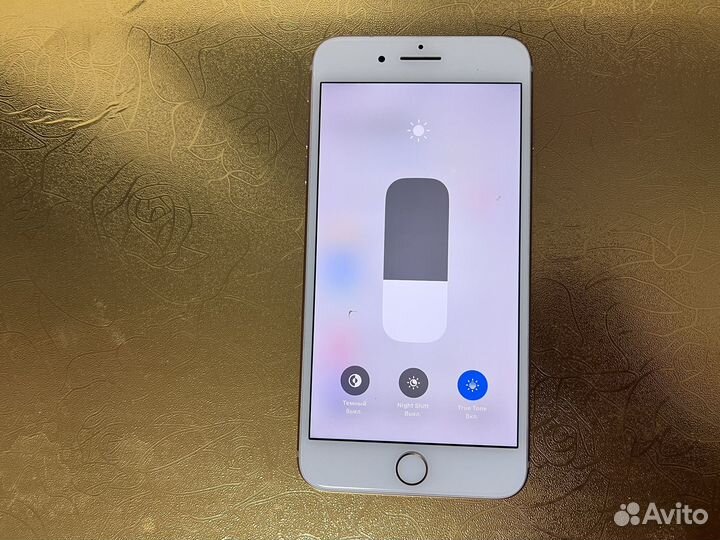 iPhone 8 plus 64gb gold
